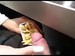 フィットネスルーム陽ハイタリアの女の子からチェコ共和国のための筋肉人 女性 動画 安心 無料