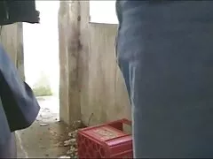 赤ちゃんが上陸し、ジムで彼を訪問するために行きました 女性 が 見 て も 安心 アダルト ビデオ